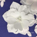 Tela blanca con bordado de encaje de flores en 3D